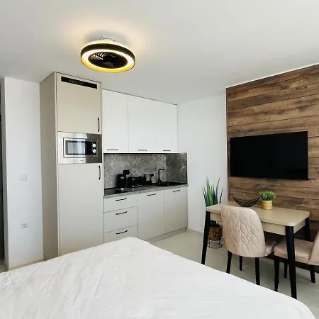 Jadore Secret Garden Panoramic Apartament Sunny Beach