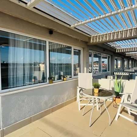 Jadore Secret Garden Panoramic Apartment *