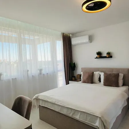 Jadore Secret Garden Panoramic Apartment *