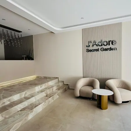 Jadore Secret Garden Panoramic