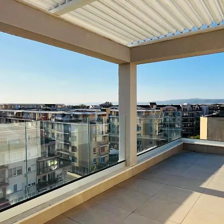 Jadore Secret Garden Panoramic Appartement